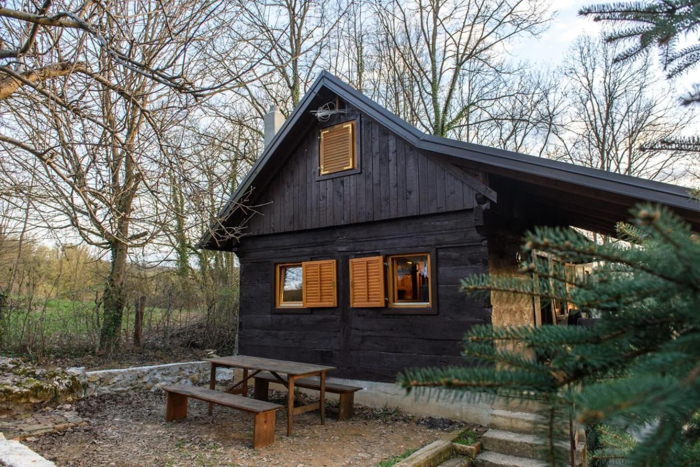 Wooden House Near The River Kupa Kamanje Exterior photo